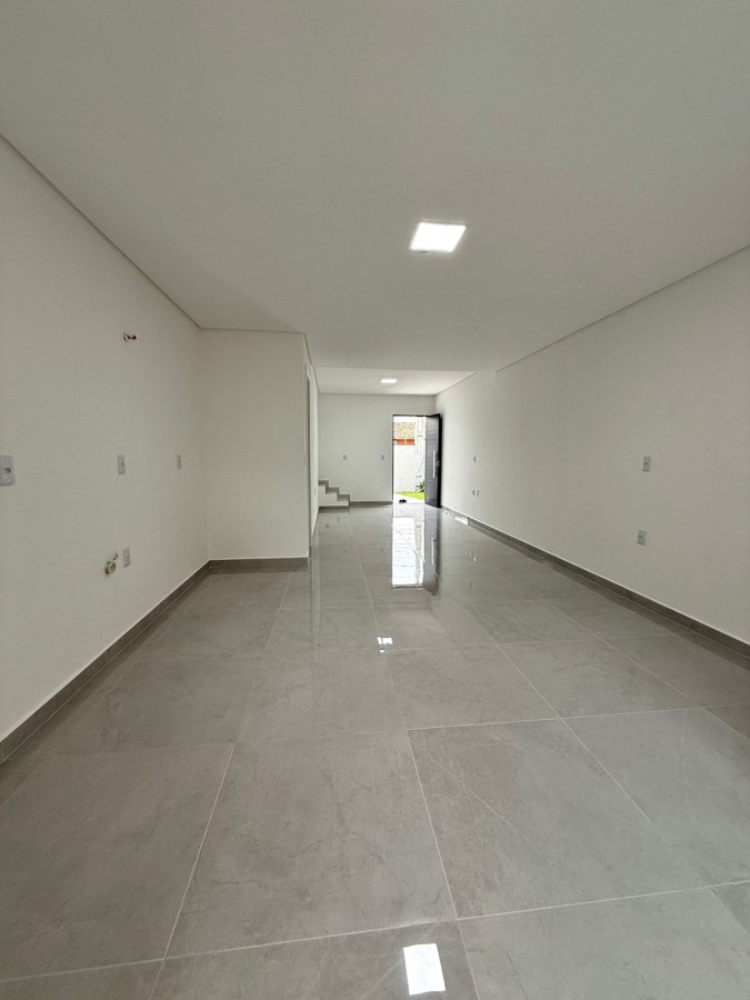 Apartamento de 2 quartos, 84m² no bairro Ingleses do Rio Vermelho, em Florianópolis | Eu Corretor