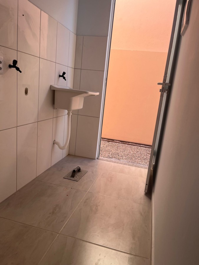 Casa de 2 quartos, no bairro São João do Rio Vermelho, em Florianópolis | Eu Corretor