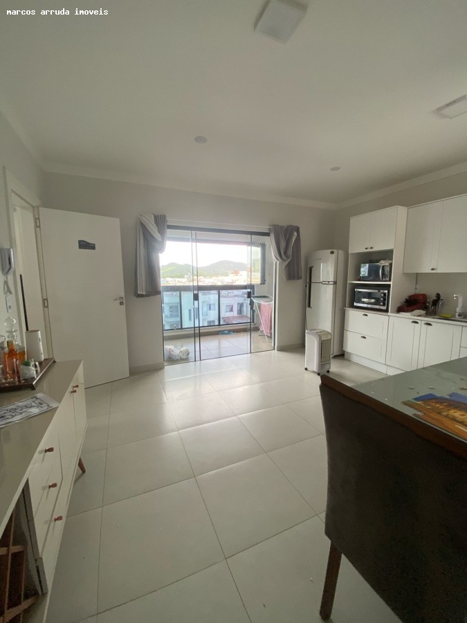 Apartamento de 2 quartos, 300m² no bairro Santa Regina, em Camboriú | Eu Corretor