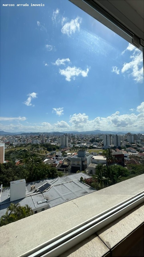 Apartamento de 2 quartos, no bairro Estreito, em Florianópolis | Eu Corretor