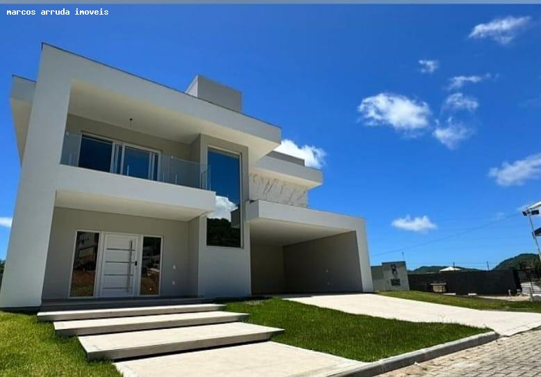 Casa de 4 quartos, no bairro Ingleses do Rio Vermelho, em Florianópolis | Eu Corretor