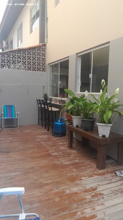 Casa de 3 quartos, no bairro Ingleses do Rio Vermelho, em Florianópolis | Eu Corretor