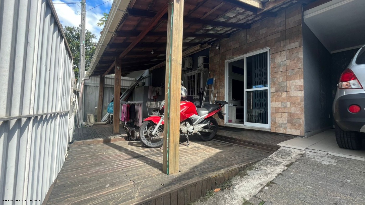 Casa de 2 quartos, no bairro Cachoeira do Bom Jesus, em Florianópolis | Eu Corretor